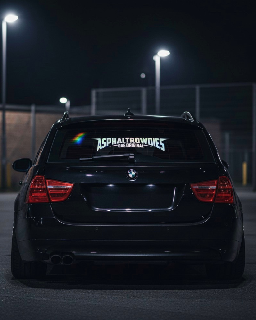 AsphaltRowdies Sticker (20/40/60 cm) – schwarz | weiß | oilslick + Gratis AsphaltClub Rakel