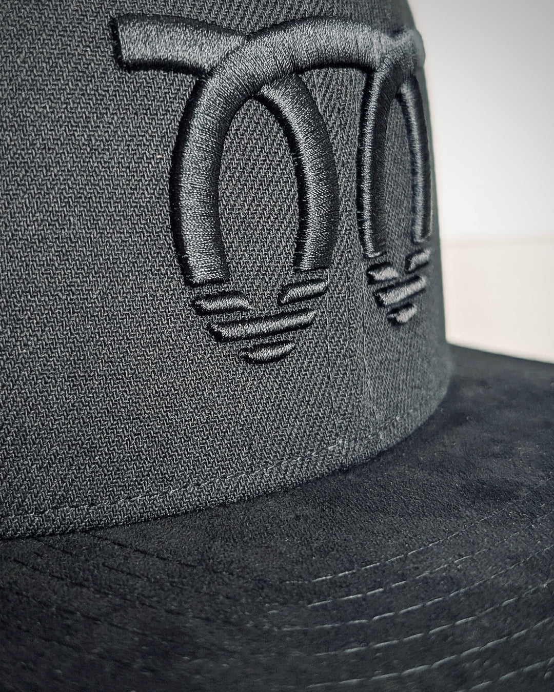 Selbstzünder 6 Panel Snapback – Black Edition