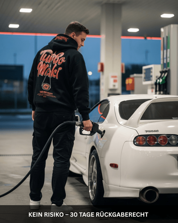 Turbo Maki Deal – Limitierter Hoodie + Sticker + Versand inklusive. - AsphaltRowdies